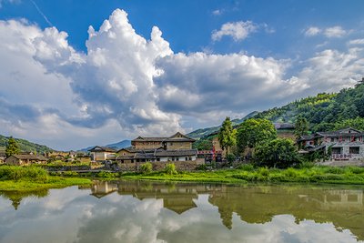 “依山傍水”是什么意思？怎样选一处“依山傍水”的好住宅？
